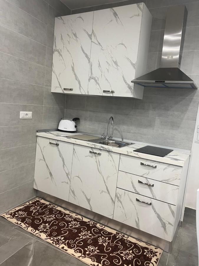 Luisana Home Наполи Екстериор снимка